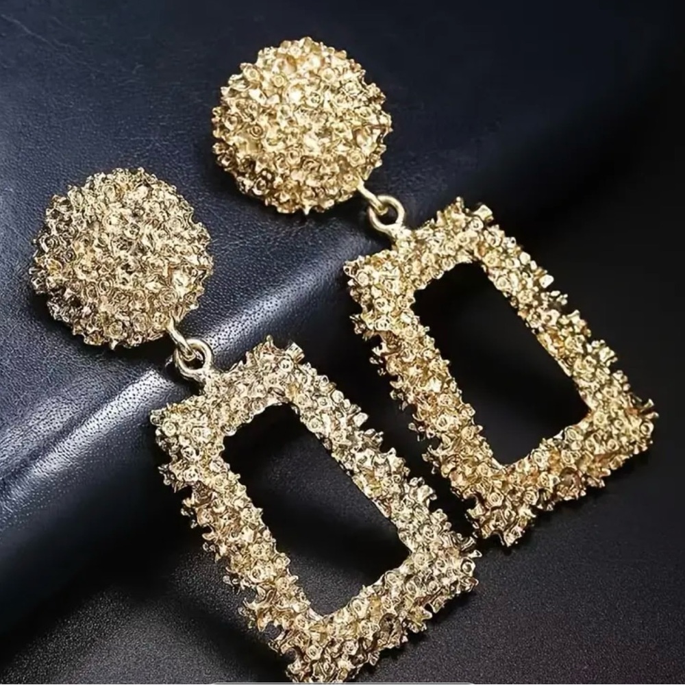 Icy-Chic Bold Statement Earrings - image 1